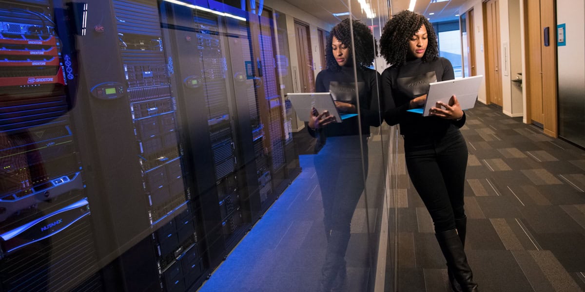 it outsourcing woman using best practices